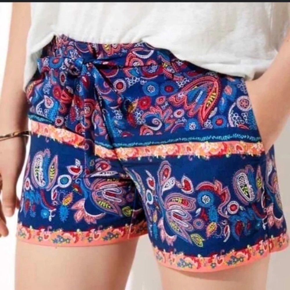 Ann Taylor LOFT Boho Paisley Patterned Belted Bow Tie Shorts Size 8